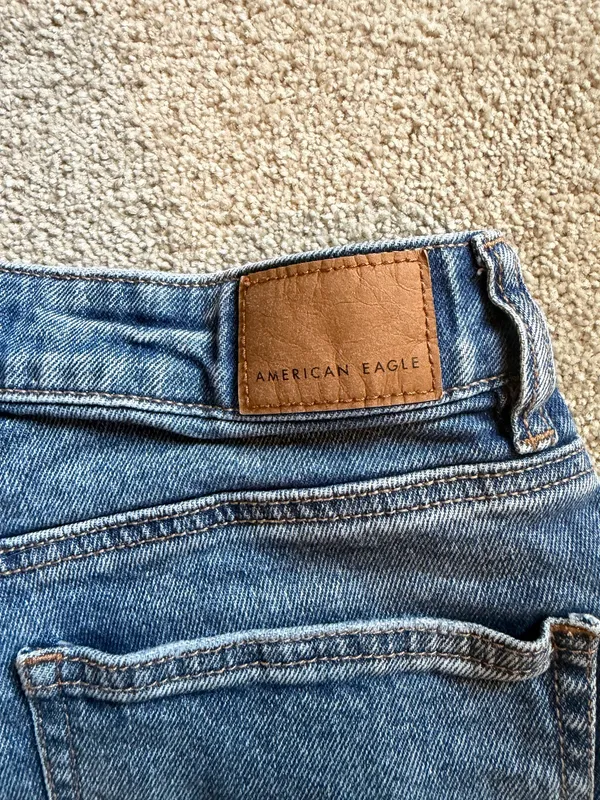 American Eagle Strigid Distressed Crossover Shorts - Image 5