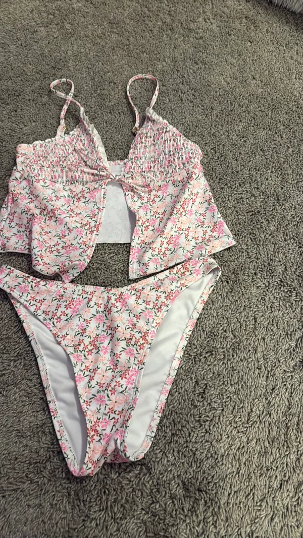 Walmart Floral Tankini - Image 2