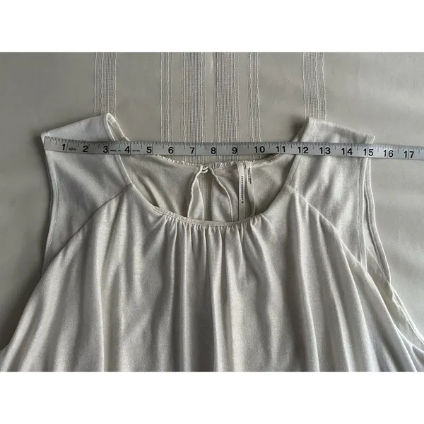 By Anthropologie Ivory White Shimmer Bubble Top Shirt SZ L Party Date Office EUC - Image 9