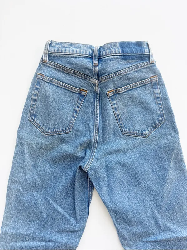 Abercrombie & Fitch - The 90’s Straight Ultra High Rise Jeans Size 27 / 4L - Image 6