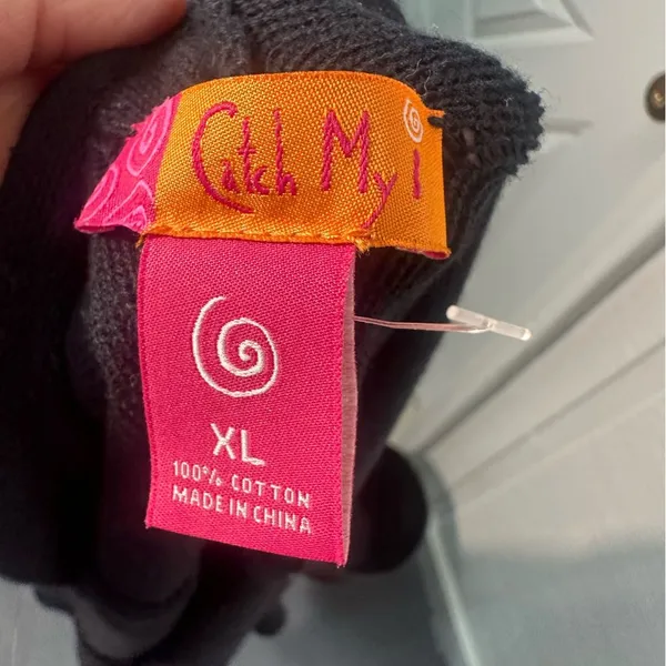 Catch My Black Cardigan Sweater Size XL EUC - Image 6