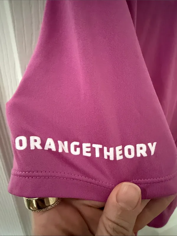 Nike Women's Dri-FIT Pink Cropped Athletic Tee small Orangetheory branded - Image 5