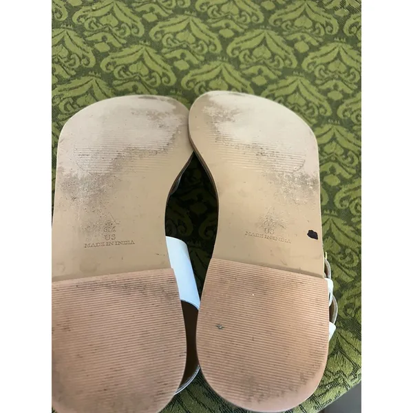 Anthropologie Women's Sandals White With Gold Accents Size 6 M - Image 9
