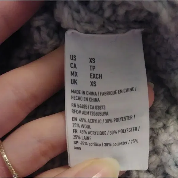 American Eagle Grey Cable Knit Crewneck Sweater - Image 5