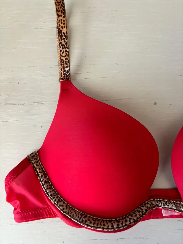 Y2k Victoria’s secret very sexy red push up bra with cheetah print details 32A - Image 3