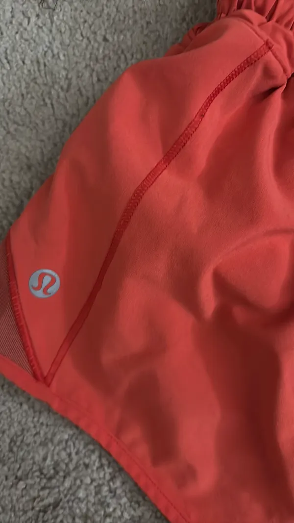 Lululemon Hotty Hot - Image 2