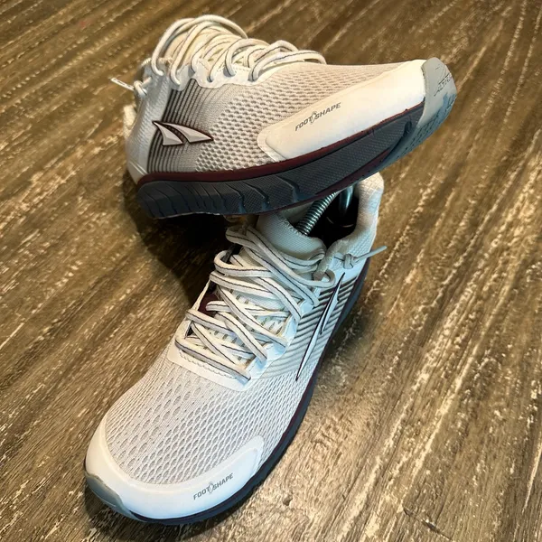 Altra Women's White Mesh Athletic Shoes with Maroon and Gray Accents - Image 2