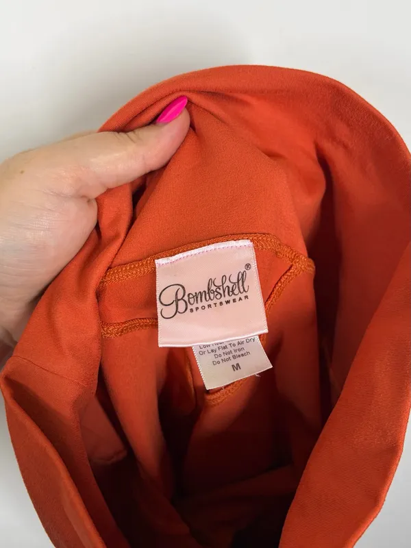 Bombshell Sportswear Biker Shorts Size Medium - Image 6