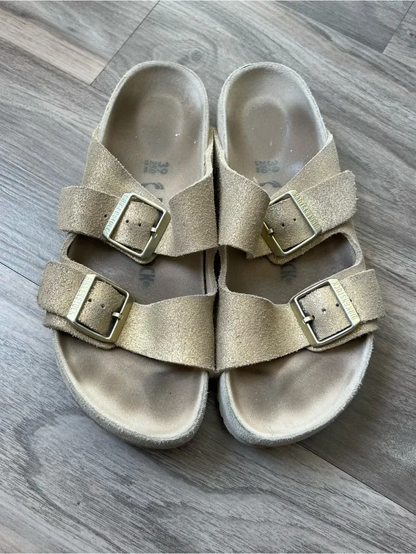 Birkenstock Arizona Sandals Gold Women Size 39 - Image 2