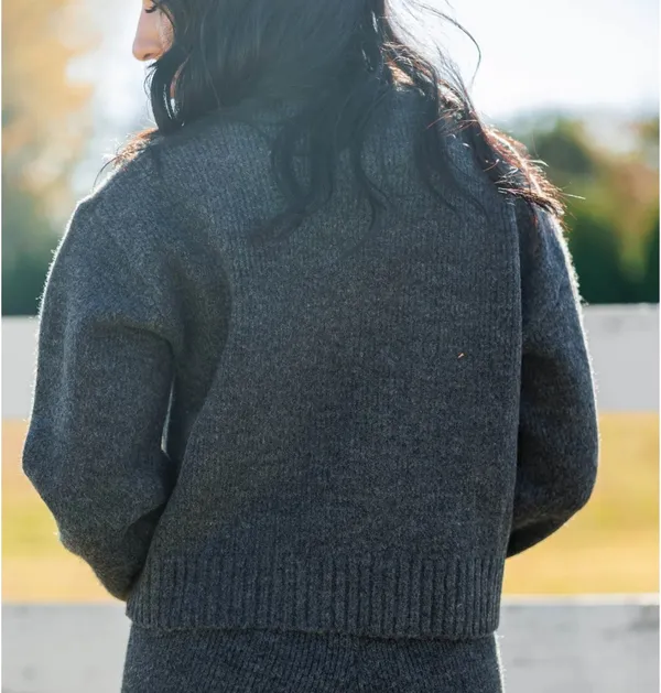 Lane 201 Leftover cozy sweater - Image 2