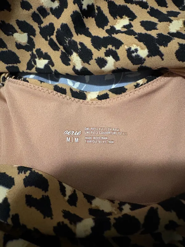 Aerie Leopard print one piece swimsuit - size medium - Image 5