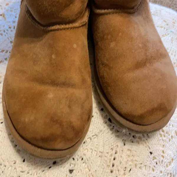 Women’s UGG short classic boots size 6 chestnut tan light brown Good condition - Image 13