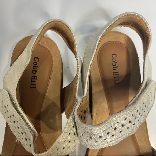 Cobb Hill May Wave metallic sandals silver ankle strap women’s size 9‎ casual - Image 4