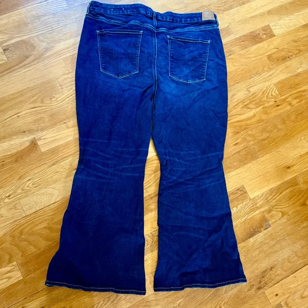American Eagle Curvy Super Hi-Rise Flares - Image 3