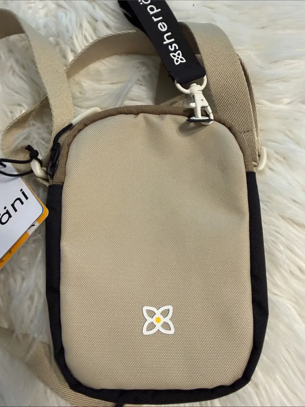 Sherpani Beige and Black Compact Crossbody Pouch brand new - Image 2