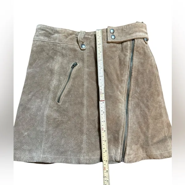 BLANKNYC Run For It Brown‎ Suede Mini Skirt Sz 28 - Image 6