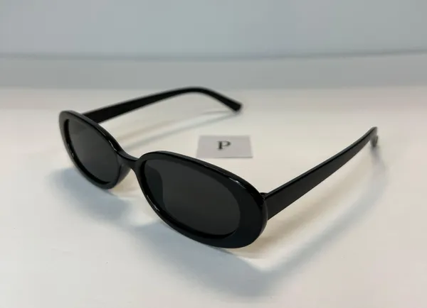 90s Small Oval Black Sunglasses / Small Oval Sunglasses - Image 2