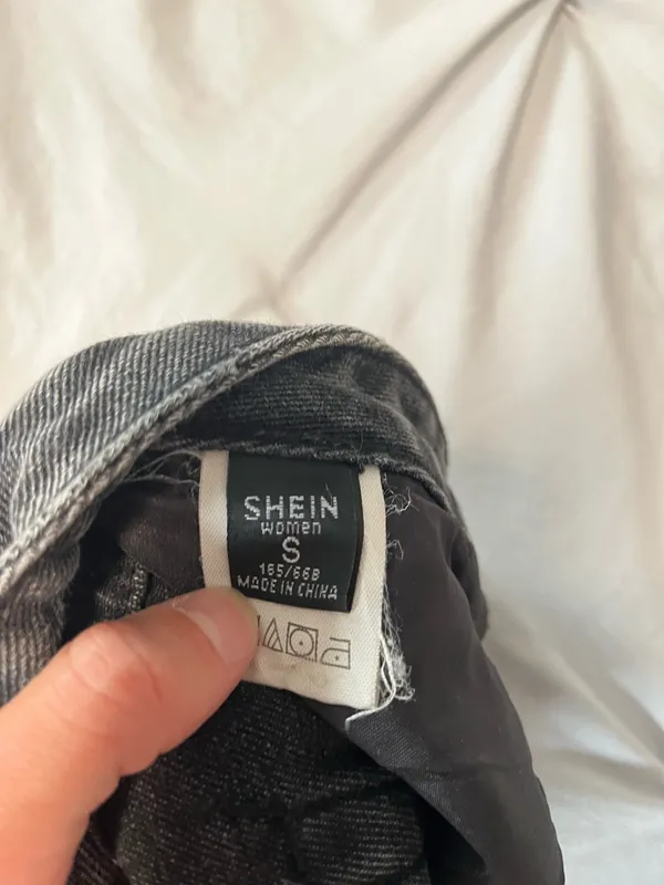 Black Mom Jeans Shein Ripped High-Waisted - Image 3