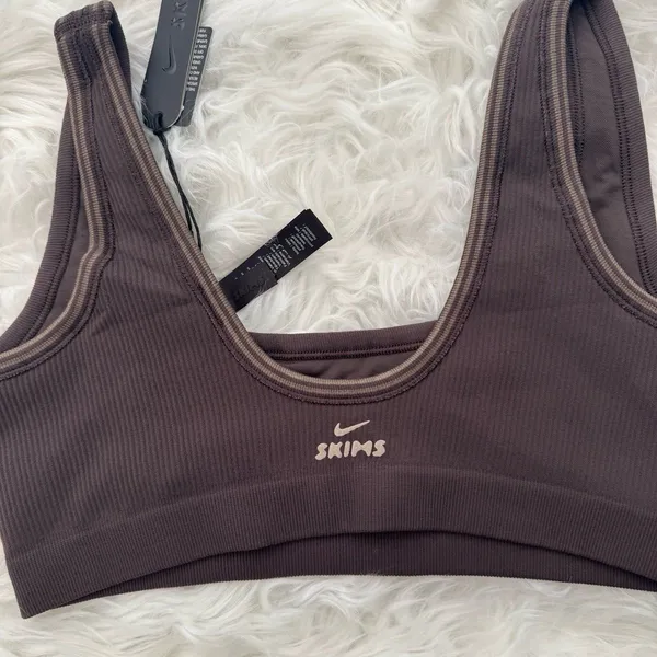 Nike Skims Ribbed Seamless Micro Scoop Bra Phoenix Truffle Size Small - Image 2