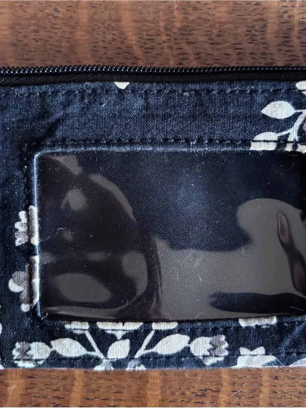 Vera Bradley Black and Cream Floral Card Wallet with ID Window - Image 2