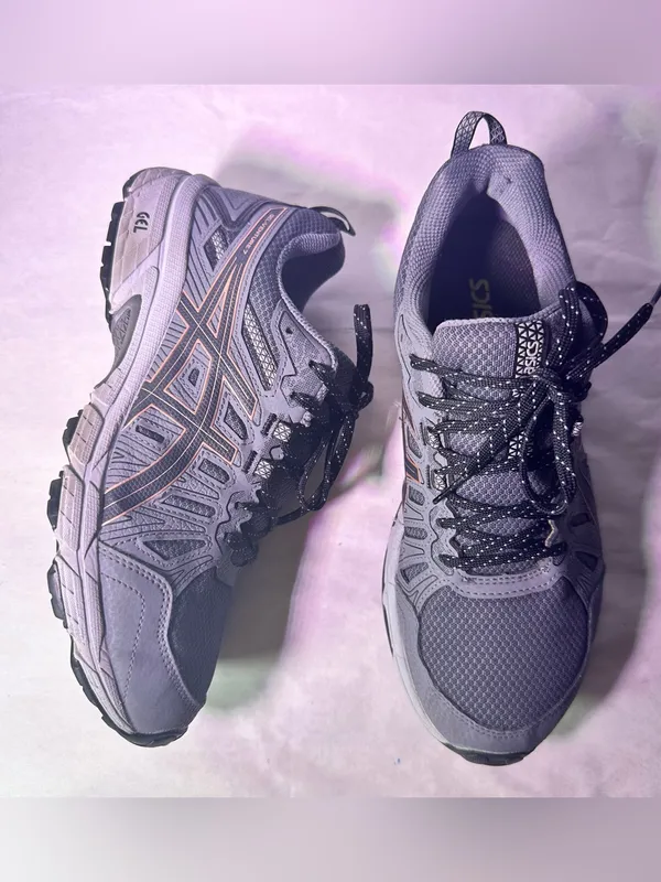 ASICS Women's Gray Athletic GEL Running Shoes with Black Laces - Image 3