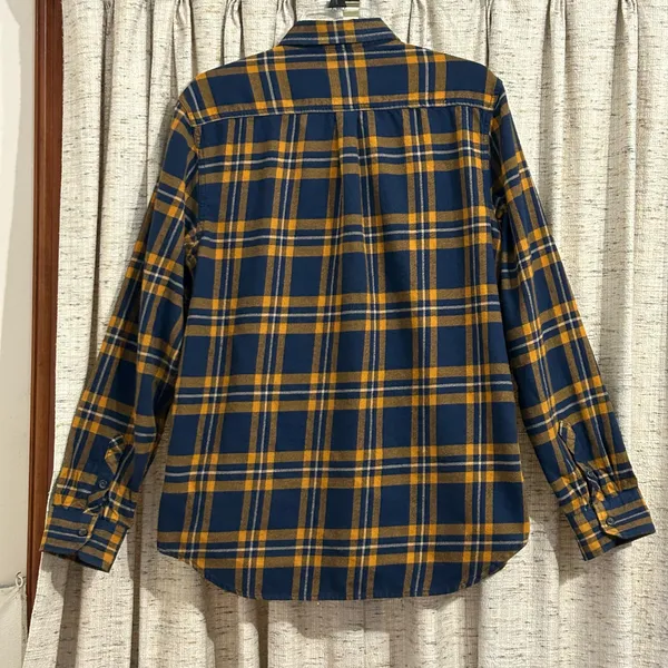 Vans Classic Fit Plaid Flannel Button Down Shirt  - Image 7