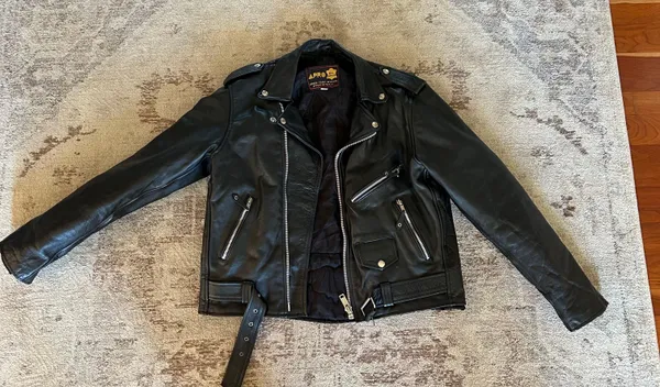 Harley Davidson Leather Jacket - Image 2