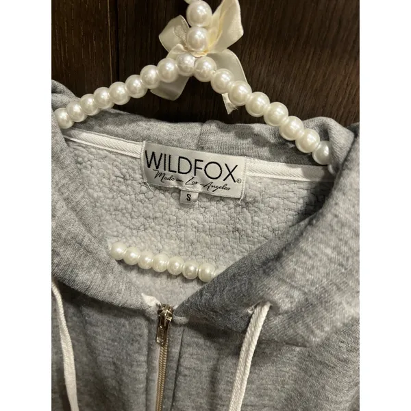Wildfox oversized‎ soft zipup hoodie woman's small - Image 2