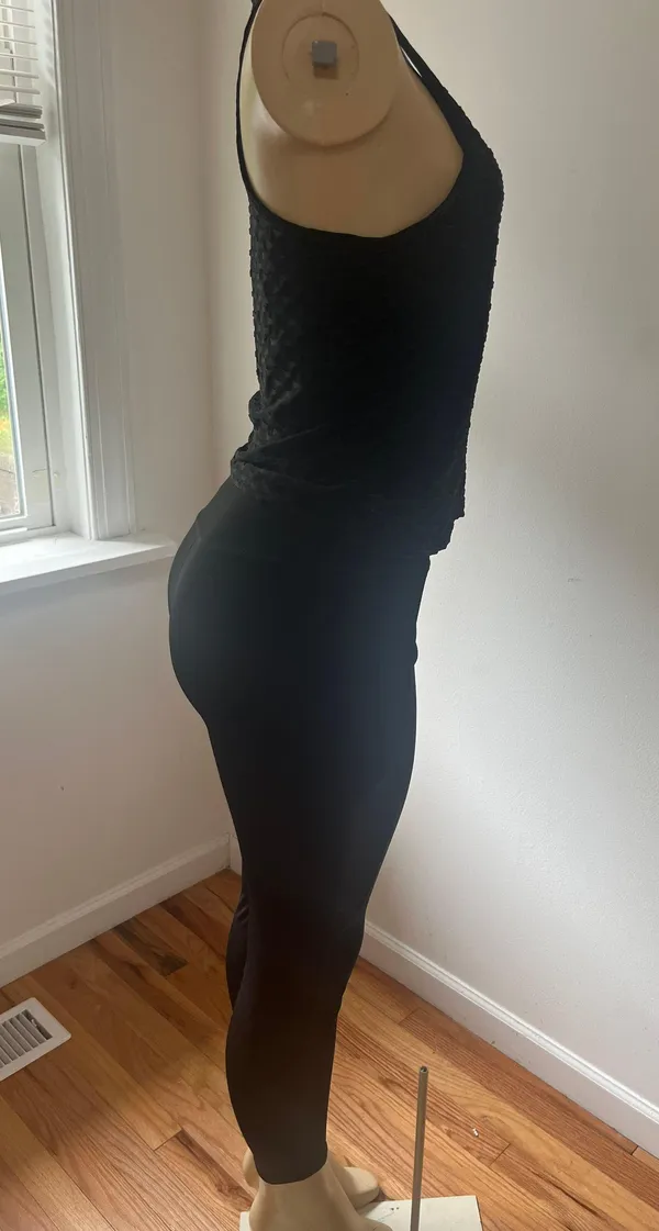 Leggings And Top Black - Image 2