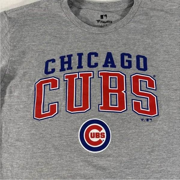 Fanatics Chicago Cubs T Shirt Women’s Large Gray Crewneck Baseball Graphic Tee - Image 2