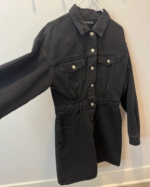 Pretty Little Thing Black Denim Dress - Image 3