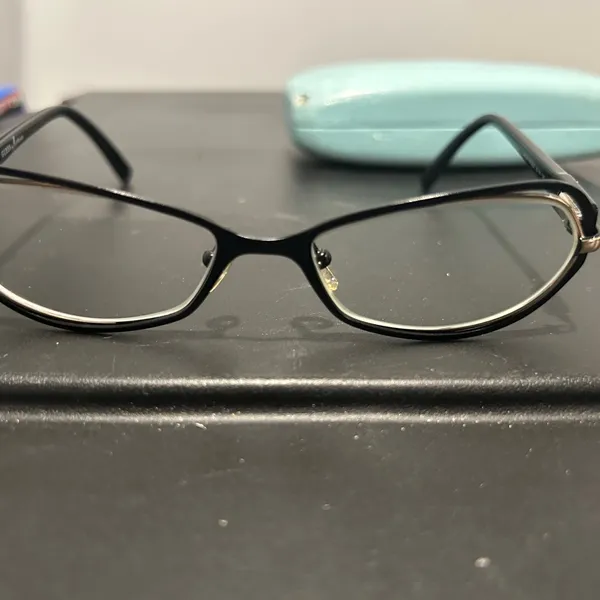 Guess by Marciano Black Glasses Sleek Design Frames and case Only - Image 2