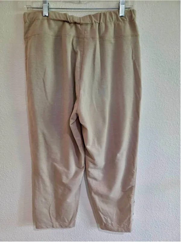Onque Casual Women’s Grommet Rhinestone Trim Capri Pants Tan Khaki Medium W-227 - Image 2