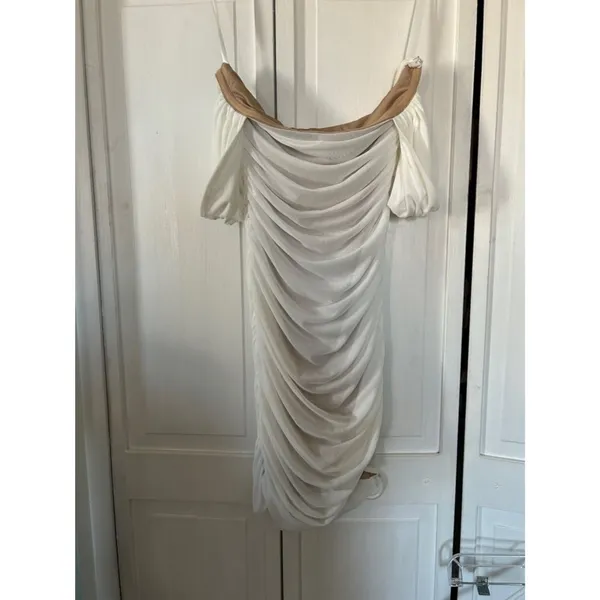Elliatt BodyCon Ivory Ruched Draped Midi Dress size S - Image 9