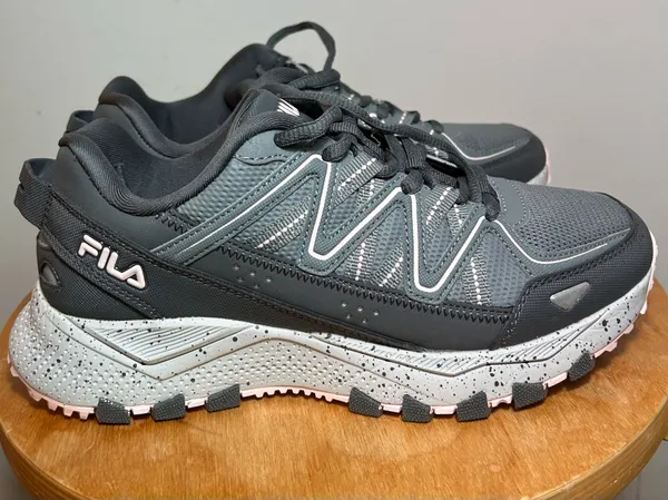 FILA Women's Athletic Shoes. Brand. Size 7.5. $38. - Image 4