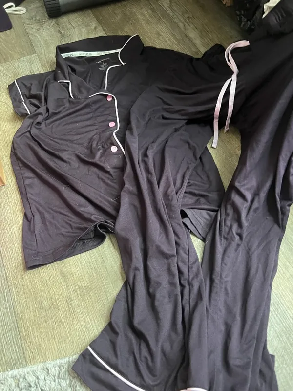 Suite Dreams small pajama set - Image 3
