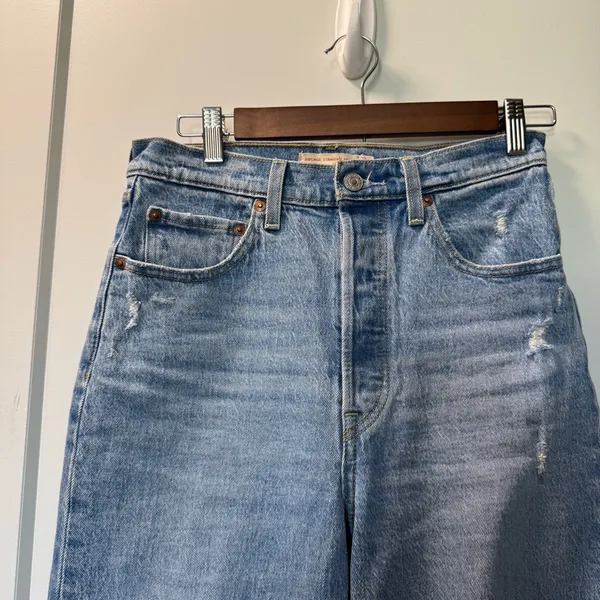 Levi’s‎ Ribcage Straight Ankle Jean High Waist Button Fly Medium Wash 27x27 - Image 2