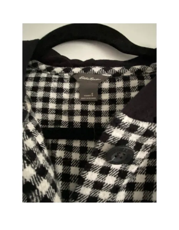 Eddie Bauer Shacket Button Down - Image 6