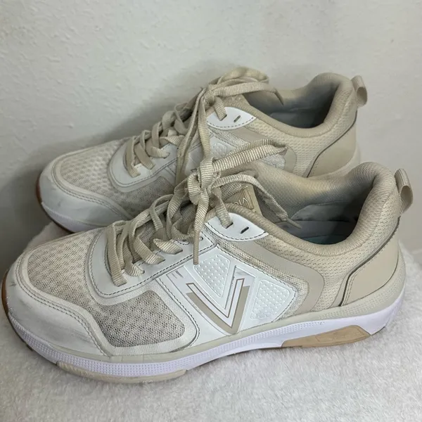 Vionic Women’s Walk Strider White and Cream walking Shoes with Mesh Support - Image 4
