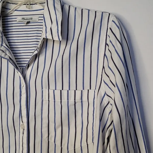 Madewell Ex Boyfriend Classic Alyssa Stripe button down collared shirt sz Med - Image 3