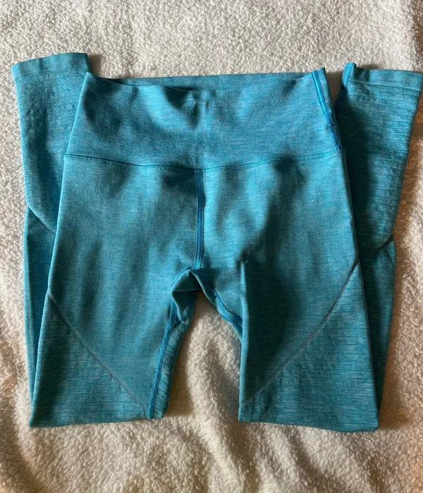 Alphalete Revival R6 Leggings - Image 2