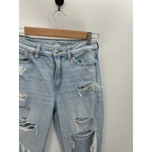 American Eagle Comfort Stretch Waistband Mom Jeans Light Wash Distressed Size‎ 2 - Image 4