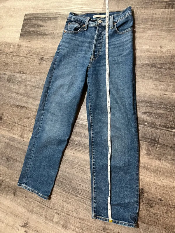 LEVI’S Ribcage Straight Ankle Jeans in Summer Slide - Image 7