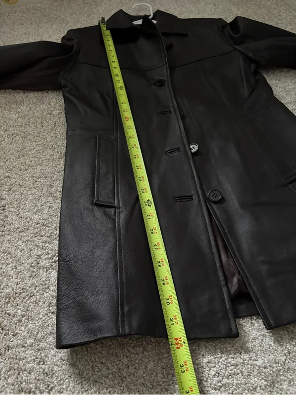 Clueless vintage mid-length black leather coat jacket button-up front women sz M - Image 5