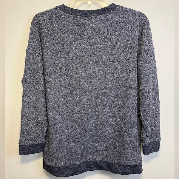 Woolly Threads Kentucky V-Neck Pull Over - Image 8