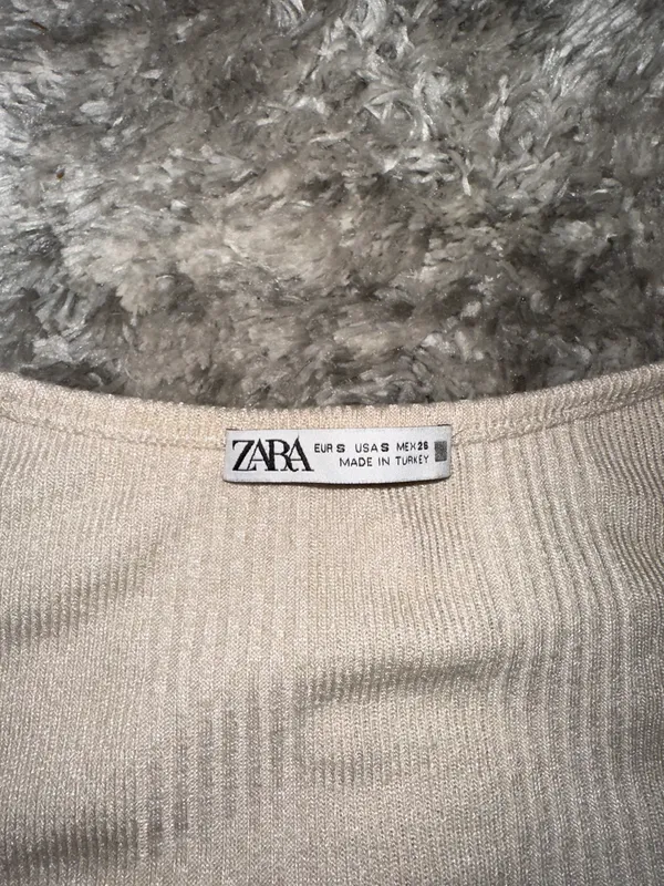 Cropped Long Sleeve - Image 2