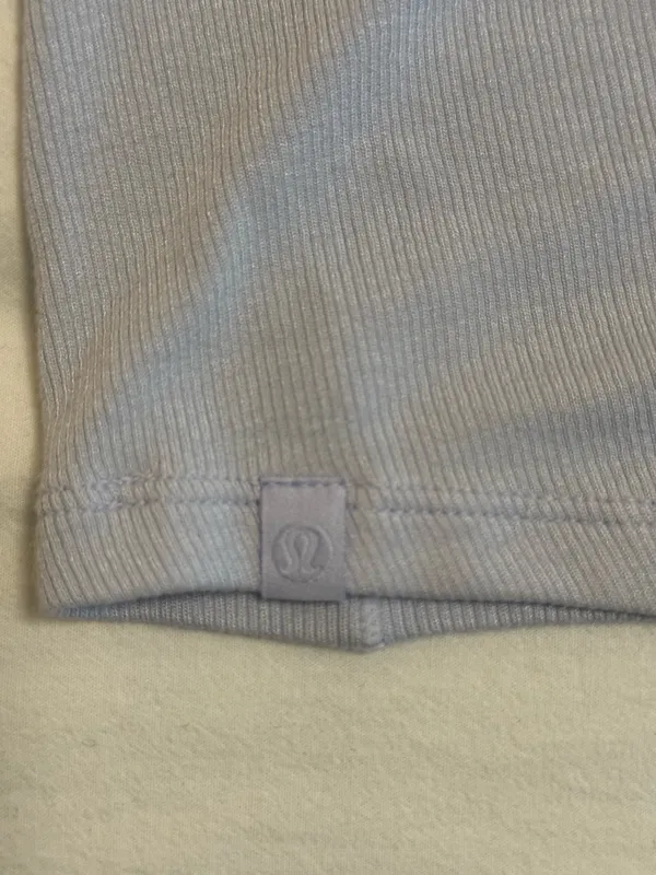 Lululemon shirt - Image 2