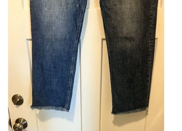 KanCan Mid Rise Straight Leg Jeans Size 13/30 Dark Wash Stretch Denim Frayed Hem - Image 4