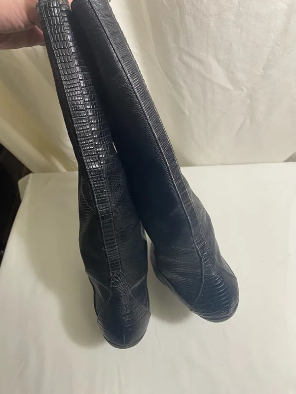 Vintage Impo Black Embossed Mid Calf Boots Women’s 6.5M Textured Reptile Look - Image 8