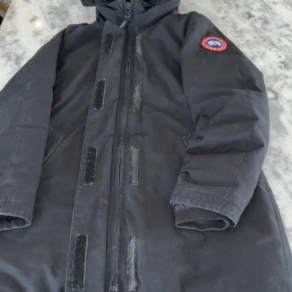 Canada Goose Parka - Image 5